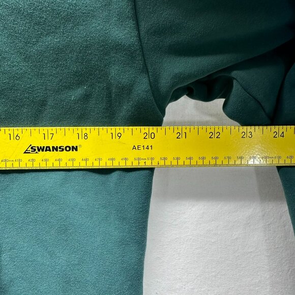 Zyia Active Hooded Sweatshirt and Relaxation Sweats Set Color Pine Kangaroo Pock - Picture 6 of 15